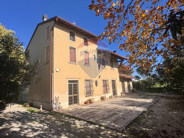 Villa singola Carpenedolo, BS Vendita