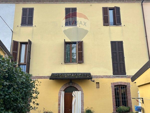 Casa Indipendente Canneto sull'Oglio, MN Vendita
