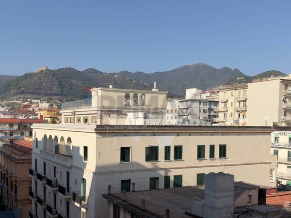 Appartamento Centro, Salerno, SA Affitto - Foto 2