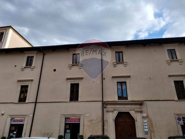 Attico/Mansarda Centro storico, L'Aquila, AQ Affitto