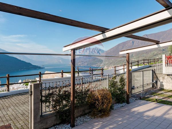 Appartamento Sale Marasino, BS Vendita