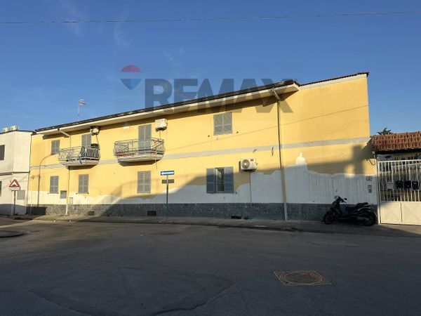 Stabile/Palazzo Duca D'aosta, Casoria, NA Vendita - Foto 2