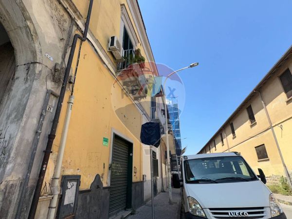 Locale Commerciale Frattamaggiore, NA Affitto