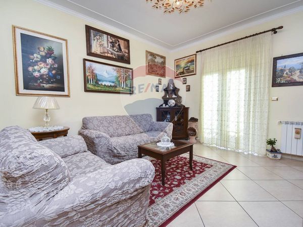 Appartamento Gravina di Catania, CT Vendita