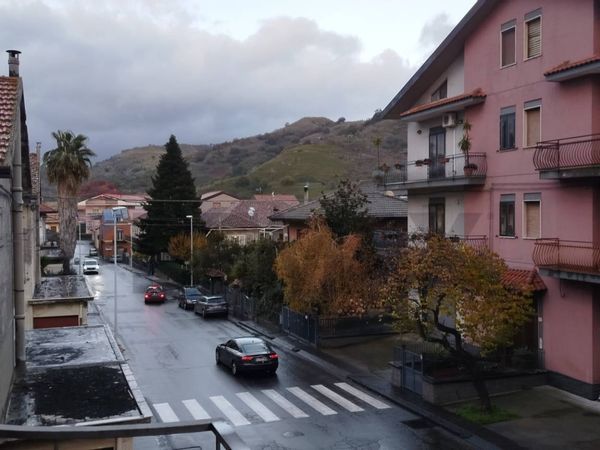 Casa Semindipendente Linguaglossa, CT Vendita