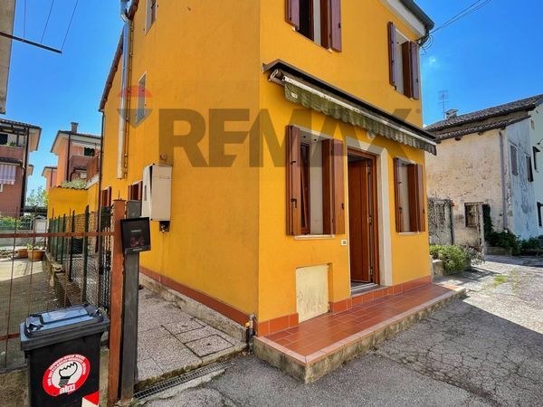 Casa Indipendente Zona Riviera Berica, Vicenza, VI Vendita
