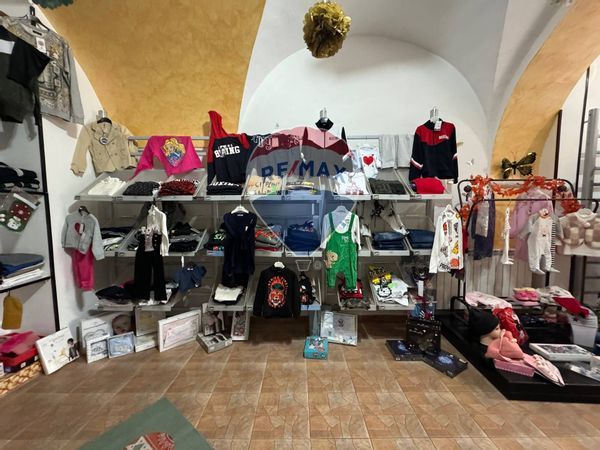 Negozio Barrea, AQ Affitto - Foto 4