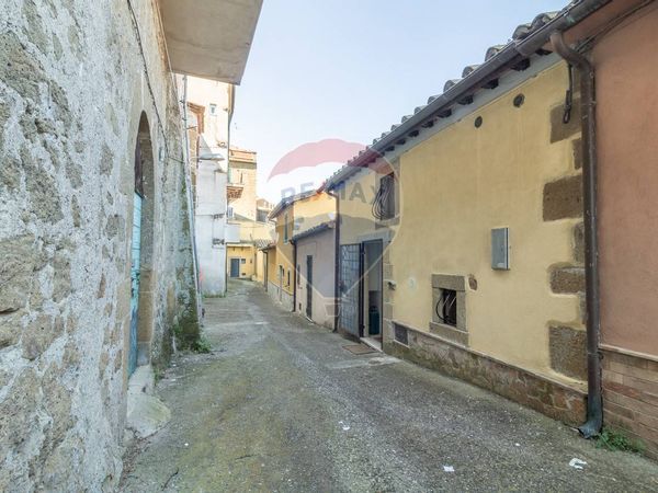 Appartamento Ischia di Castro, VT Vendita - Foto 2