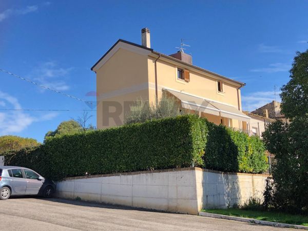 Casa Semindipendente Zona Ospedale, Pescara, PE Vendita - Foto 4