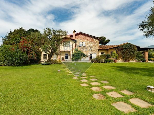 Villa singola Forte dei Marmi, LU Vendita