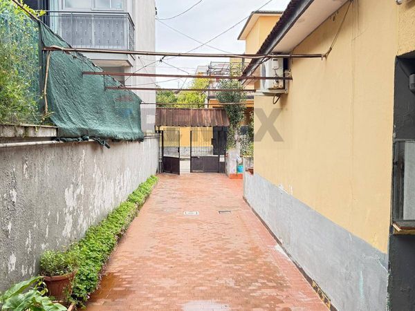 Villetta bifamiliare Zona Delle Rose, Caivano, NA Vendita - Foto 2
