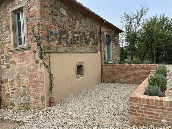 Casa Indipendente Albergo, Civitella in Val di Chiana, AR Vendita - Foto 3