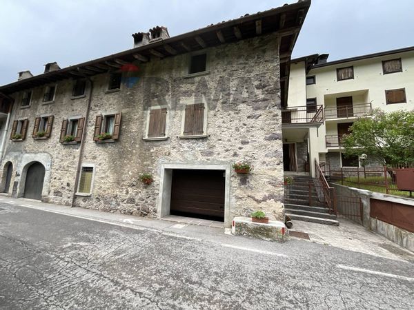Rustico Valcanale, Ardesio, BG Vendita