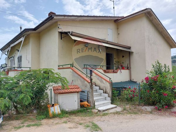 Villa singola Vardaro-Alvanelle, San Leucio del Sannio, BN Vendita - Foto 4