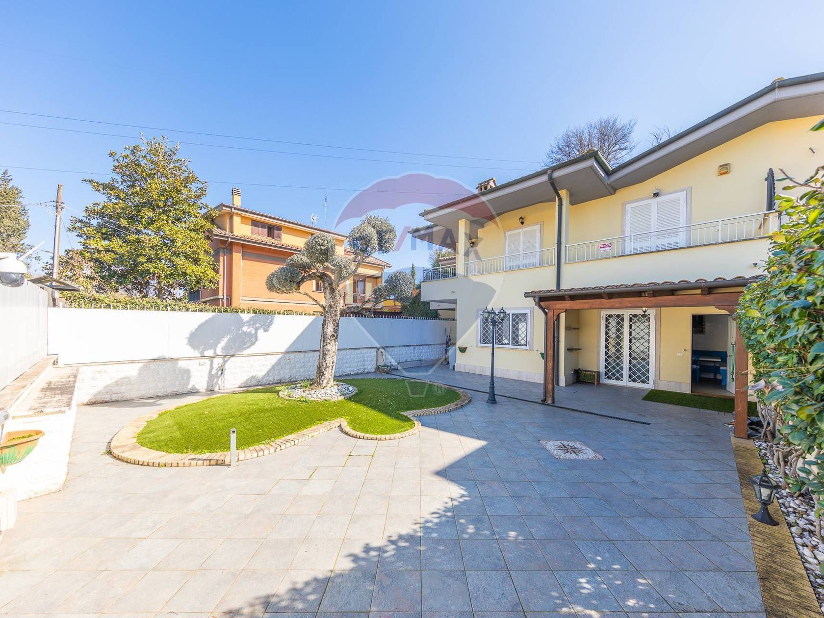 Villa a schiera Marco Simone, Guidonia Montecelio, RM Vendita