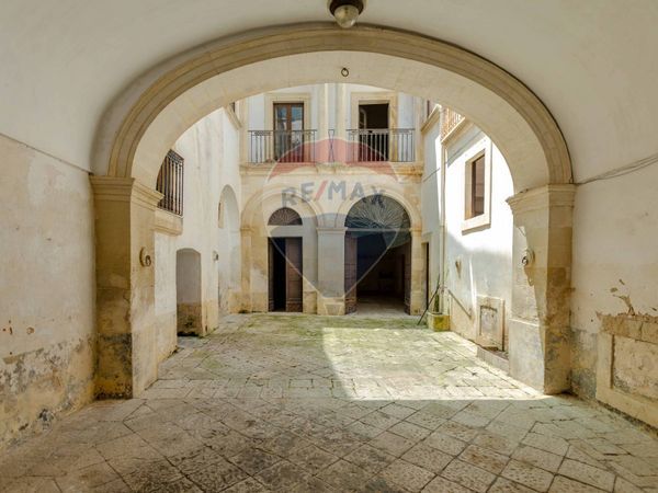 Casa Indipendente Centro Storico, Galatina, LE Vendita - Foto 4