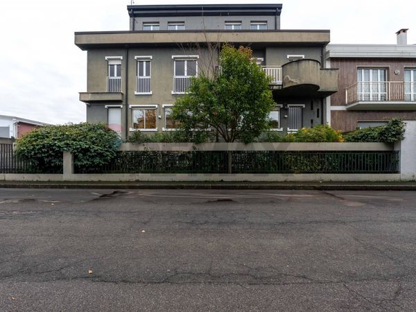 Stabile/Palazzo Santa Giulia, Milano, MI Vendita