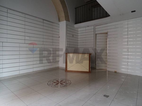 Locale Commerciale Centro direzionale, Matera, MT Affitto - Foto 2