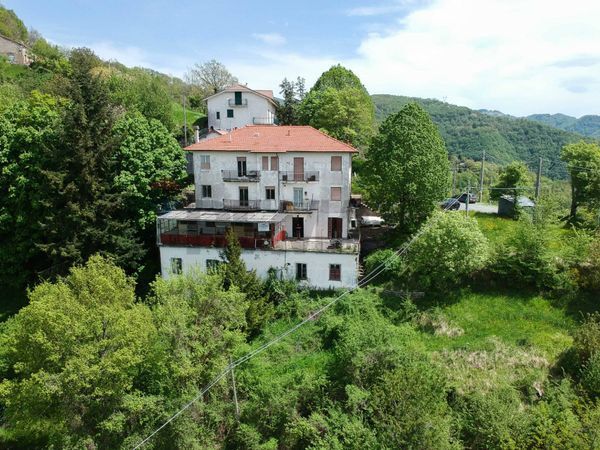 Casa Semindipendente Valbrevenna, GE Vendita
