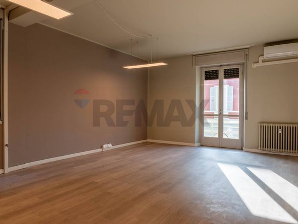 Ufficio Arona, NO Affitto