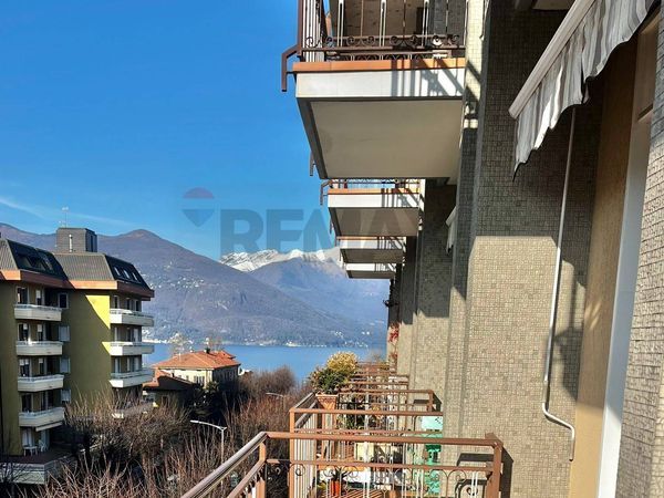 Appartamento Luino, VA Vendita
