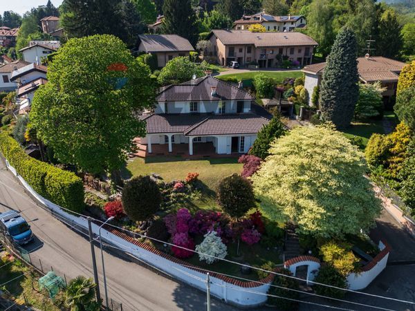 Villa singola Zona Ippodromo, Varese, VA Vendita