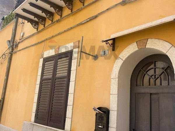 Appartamento Partinico, PA Vendita