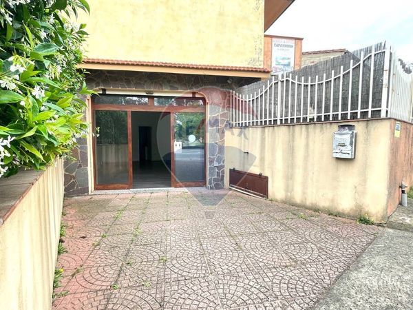 Laboratorio Villacidro, SU Affitto