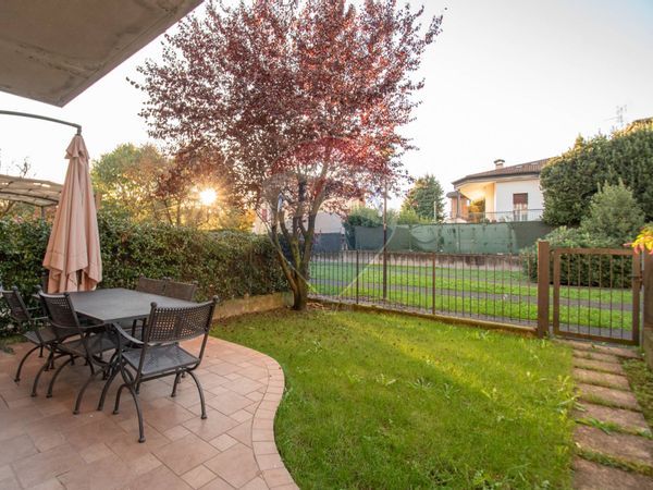 Villa a schiera Gussago, BS Vendita