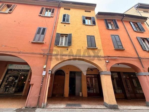 Appartamento Centro storico, Bologna, BO Vendita