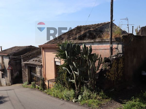Casa Indipendente Fiumefreddo di Sicilia, CT Vendita