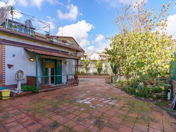 Villa singola Gravina di Catania, CT Vendita