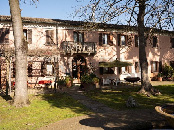 Locale Commerciale Ceregnano, RO Vendita