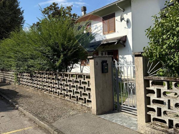 Casa Indipendente Voghera, PV Vendita