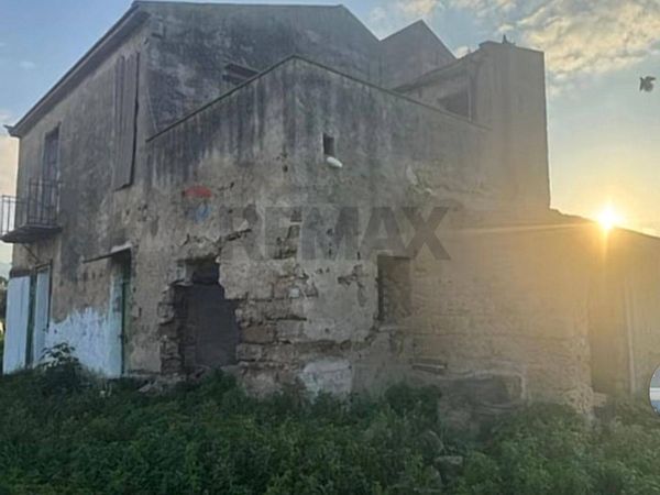 Cascina/Casale Capaci, PA Vendita