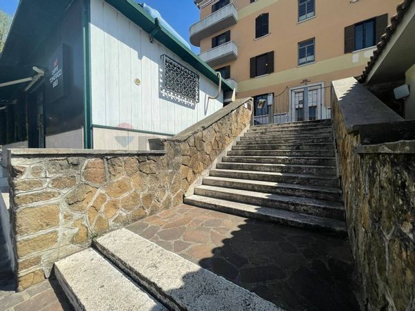 Appartamento Cecchina, Albano Laziale, RM Vendita