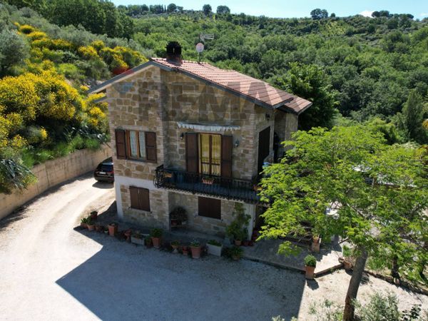 Casa Indipendente Rocca Sant'Angelo, Assisi, PG Vendita - Foto 2