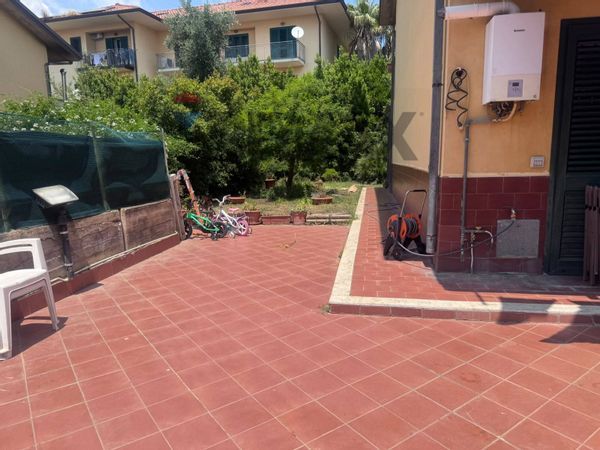 Villa a schiera Tremestieri Etneo, CT Vendita