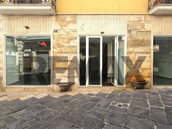 Locale Commerciale Lucera, FG Affitto