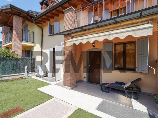 Villa a schiera Sotto il Monte Giovanni XXIII, BG Vendita