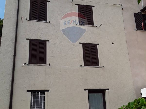 Casa Semindipendente Terrinca, Stazzema, LU Vendita