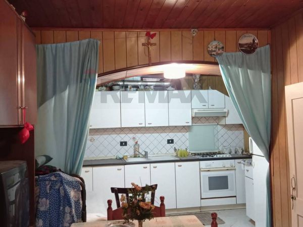 Casa Indipendente Bronte, CT Vendita