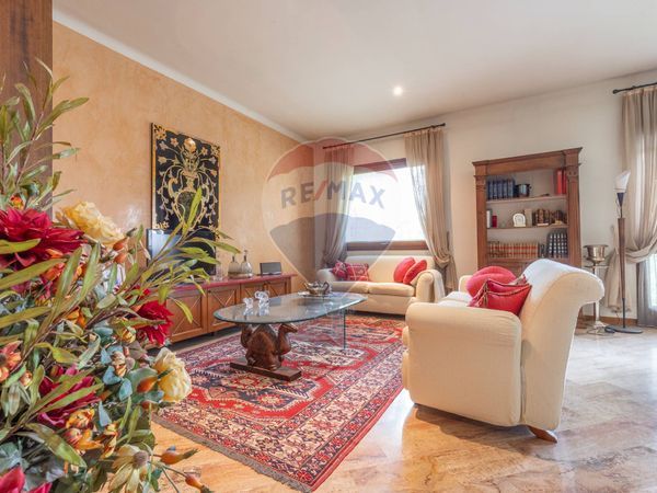 Appartamento Zona Centro, Gallarate, VA Vendita