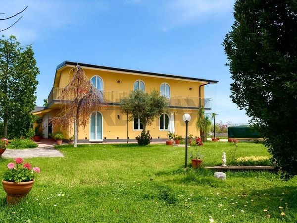 Villa singola Pennisi, Acireale, CT Vendita