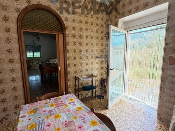 Casa Indipendente Larino, CB Vendita