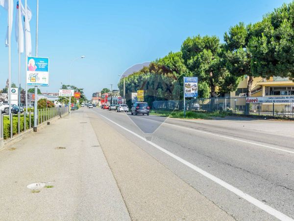 Locale Commerciale Cinque Ponti, Busto Arsizio, VA Vendita - Foto 2