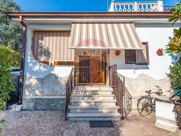 Villa o villino Cassano delle Murge, BA Vendita