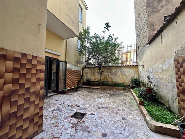 Casa Indipendente Afragola, NA Vendita