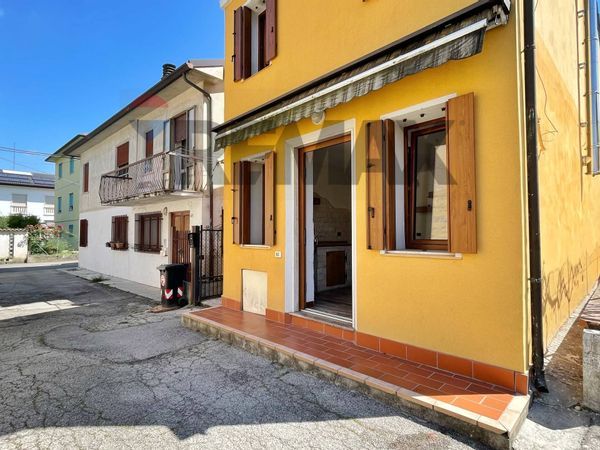 Casa Indipendente Zona Riviera Berica, Vicenza, VI Vendita - Foto 2