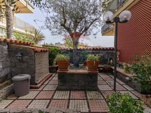 Casa Semindipendente Santa Maria La Stella, Aci Sant'Antonio, CT Vendita - Foto 4